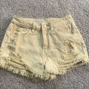 Pacsun pastel yellow jean mom shorts